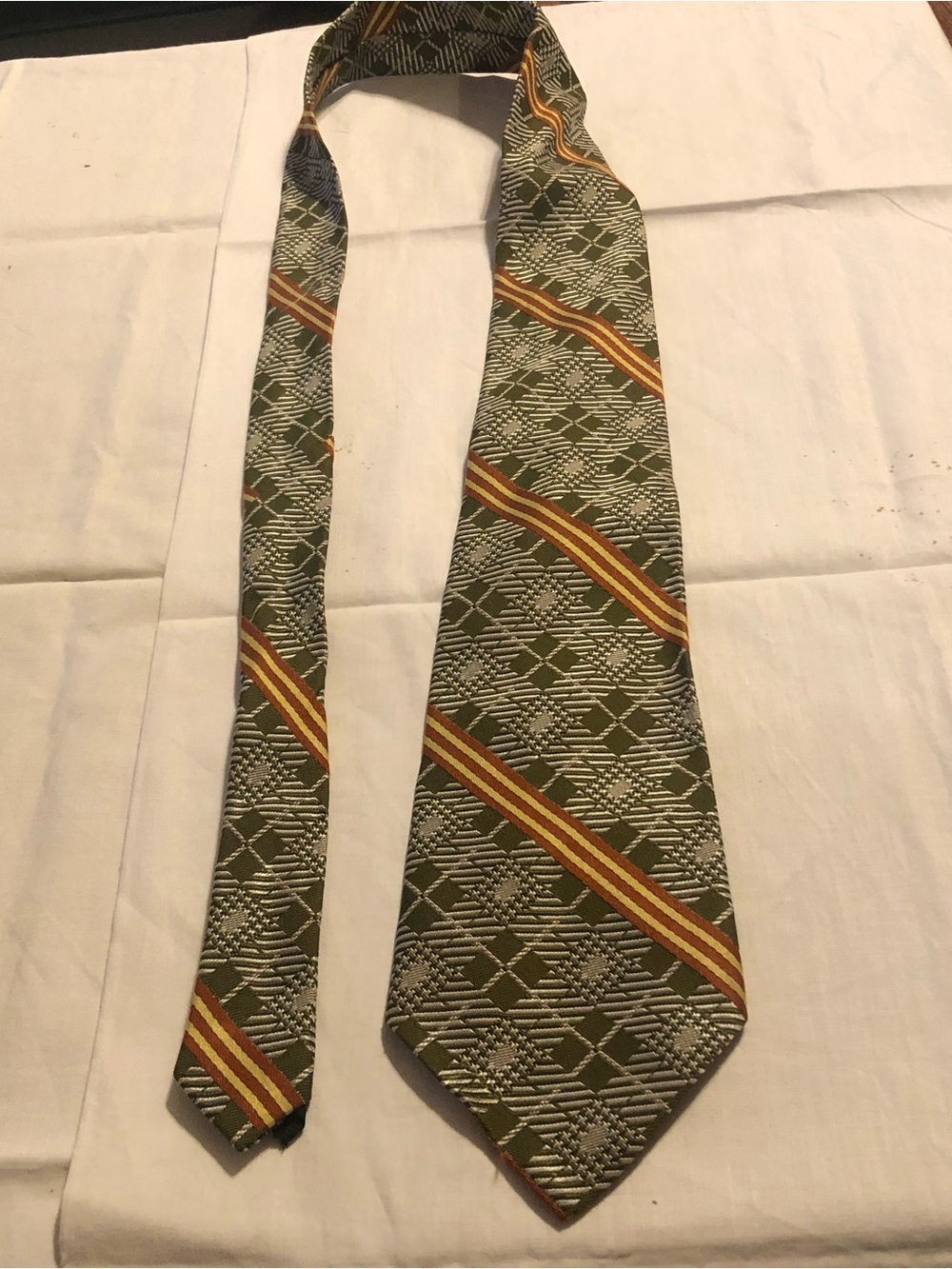 Classic Olive Green Patterned Men's Tie with Mustard Stripe
